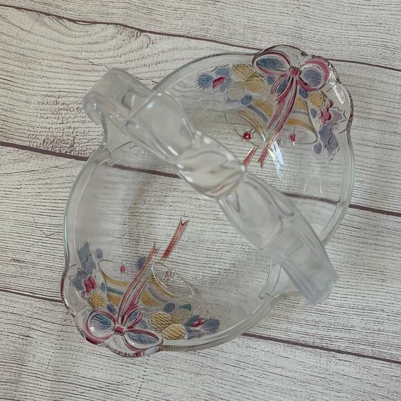 Vintage Mikasa Glass Christmas Basket Bowl with Bells and Plastic Bow Handle - Picture 6 of 16